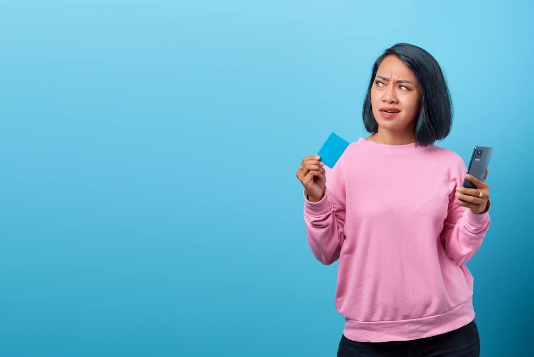 how to avoid credit card debt